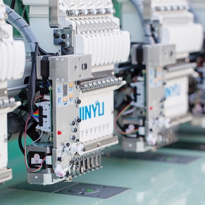 Tuchstickmaschine-/Computerstickmaschinepreis neuer Produkte Chinas